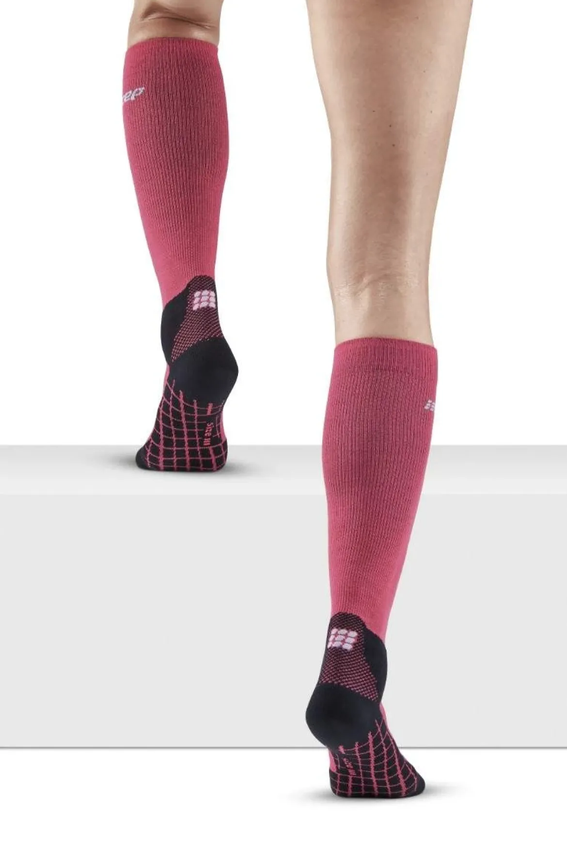 Damskie skarpety kompresyjne trekkingowe Hiking Light Merino CEP wysokie różowe