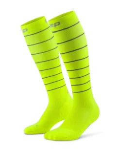Męskie skarpety kompresyjne pod kolano do biegania PRO Run Reflective CEP neonowo żółte
