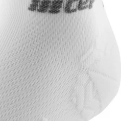 Męskie skarpety kompresyjne sportowe CEP Ultralight low-cut białe - nowa kolekcja