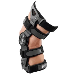 Stabilizator na kolano zegarowy z możliwością ograniczenia wyprostu i zgięcia Fusion XT Breg